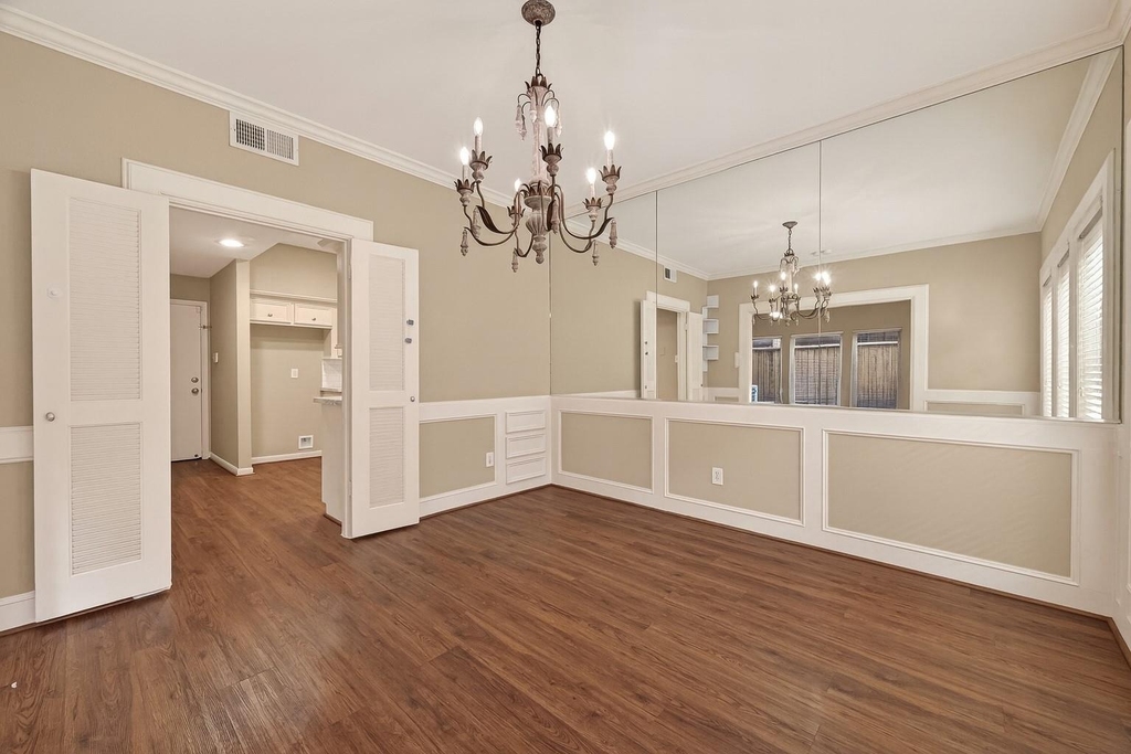 2413 Potomac Drive - Photo 8