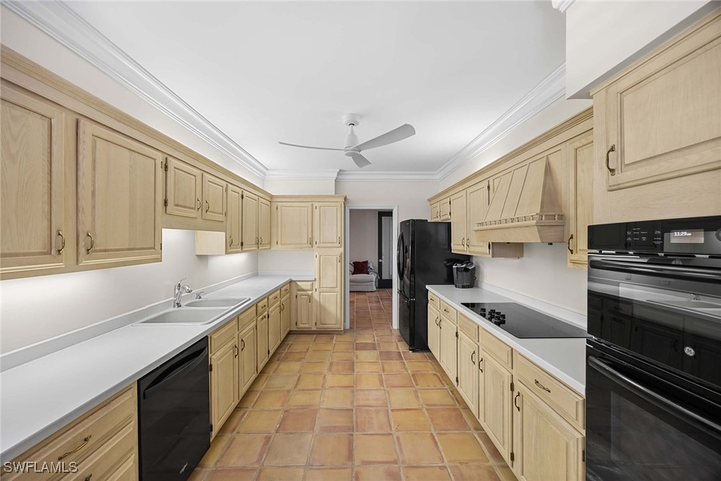 828 Hideaway Circle E - Photo 9