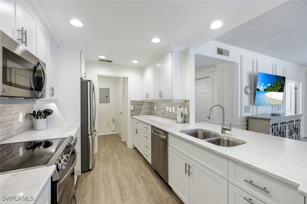 797 Willowbrook Drive - Photo 5