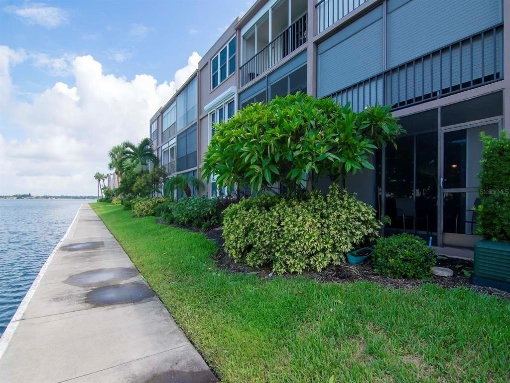 7540 Bay Island Drive S - Photo 23