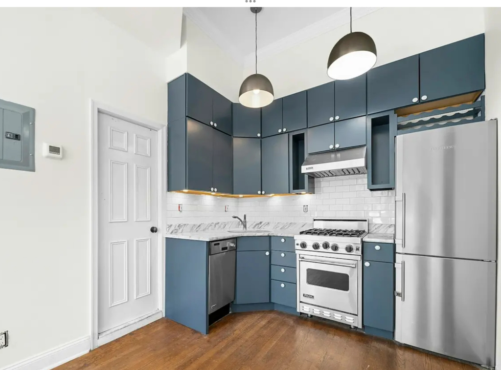 73rd East 3rd Avenue  - Photo 2