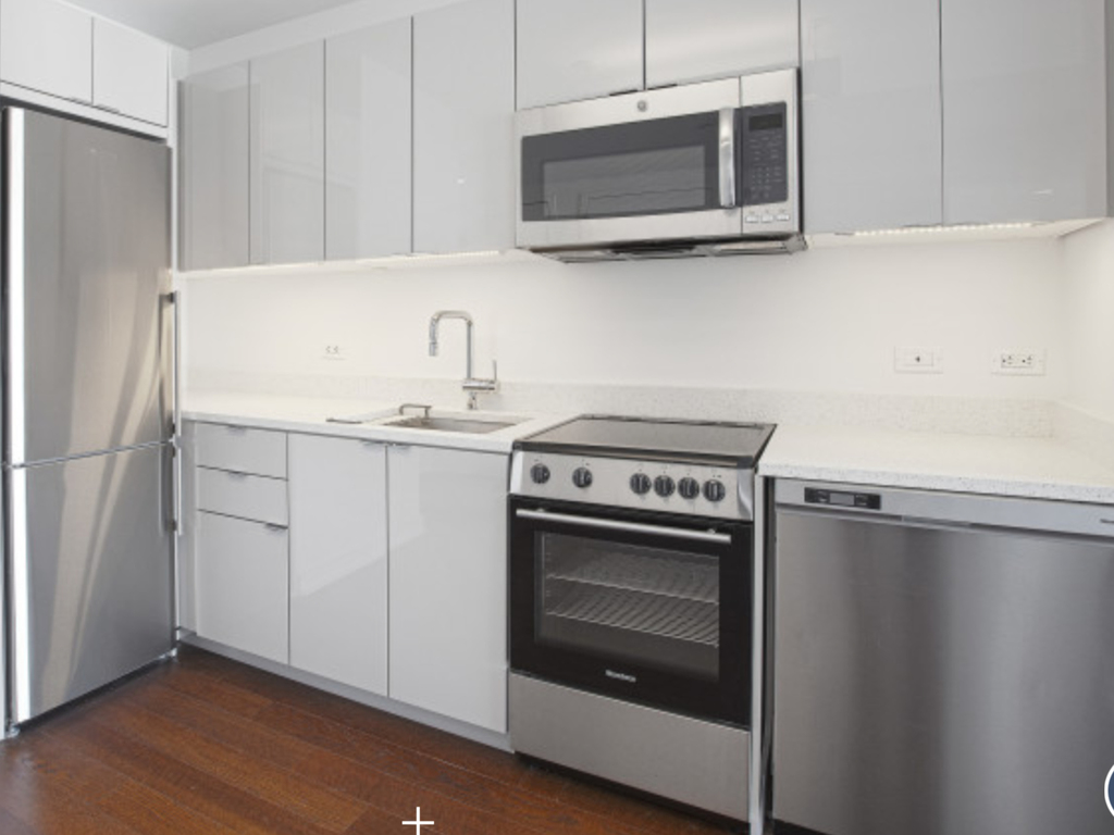 31 East 2nd Street - Photo 2