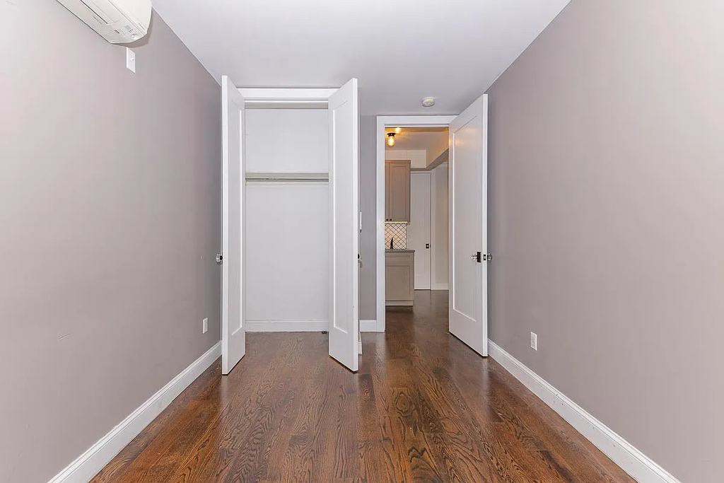 60-80 Myrtle Avenue - Photo 4