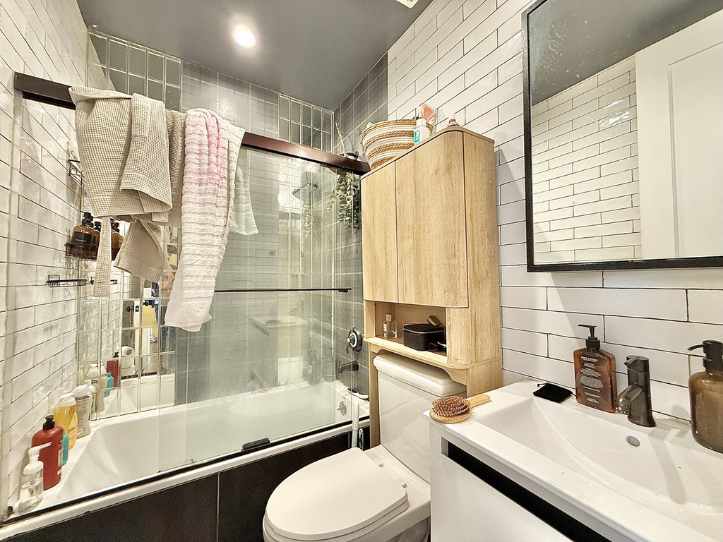 60-80 Myrtle Avenue - Photo 2