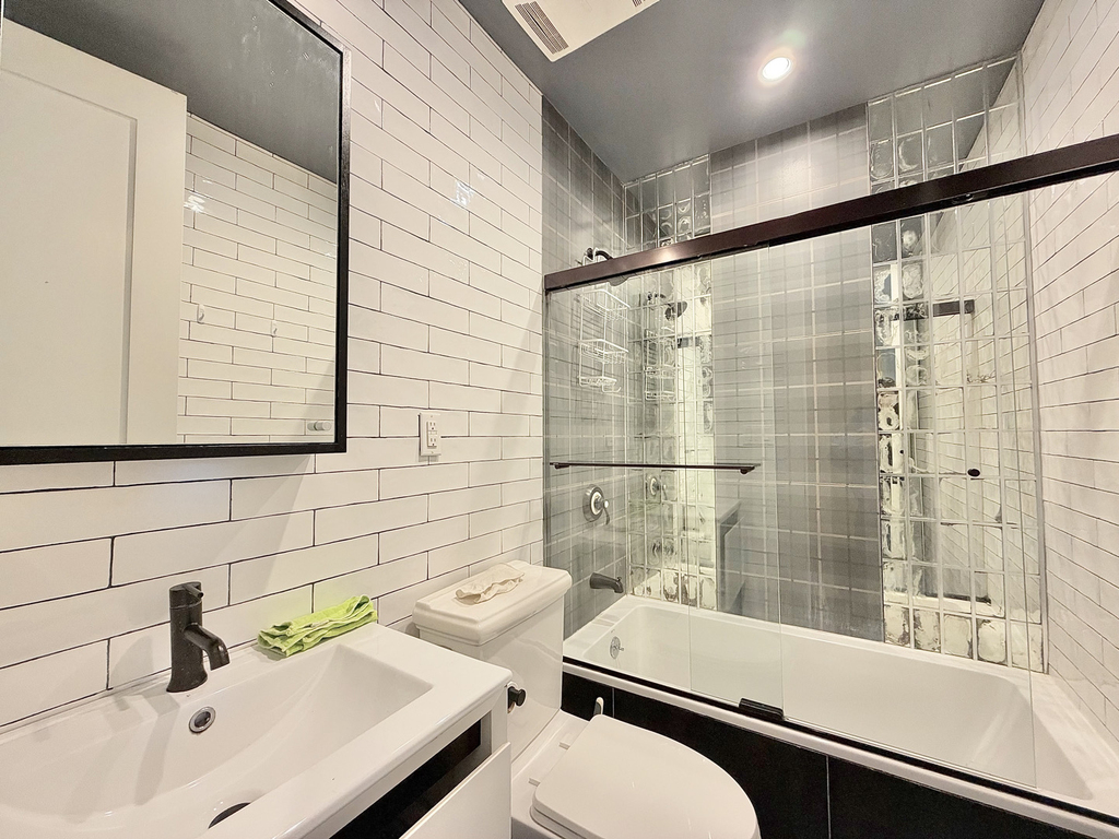 60-80 Myrtle Avenue - Photo 3
