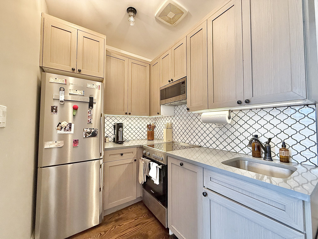 60-80 Myrtle Avenue - Photo 3