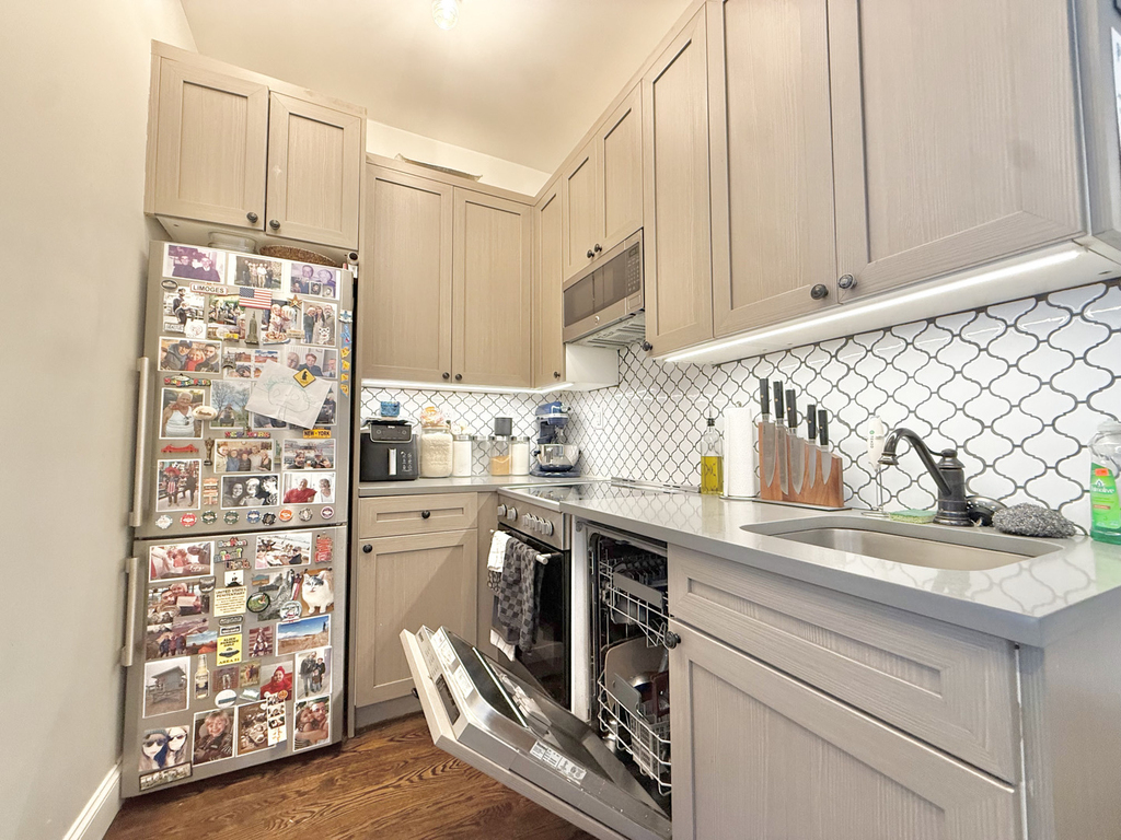60-80 Myrtle Avenue - Photo 6