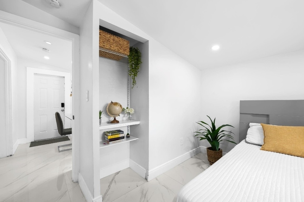 865 Ne 23rd Terrace - Photo 14
