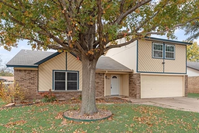 516 Roberts Drive - Photo 1