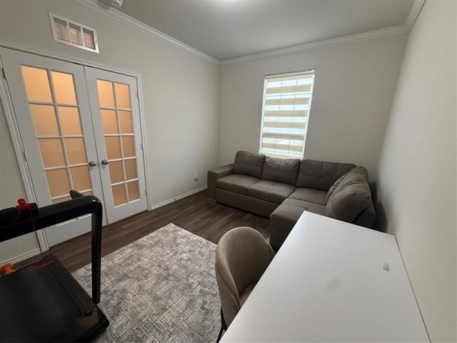 909 Cormorant Street - Photo 8