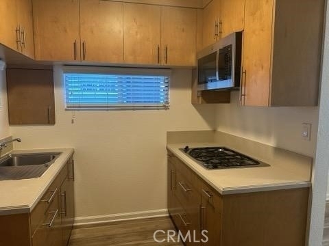 852 W 18th - Photo 9