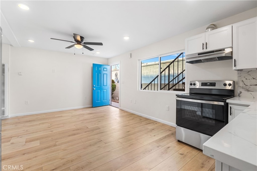 523 W 12th - Photo 5