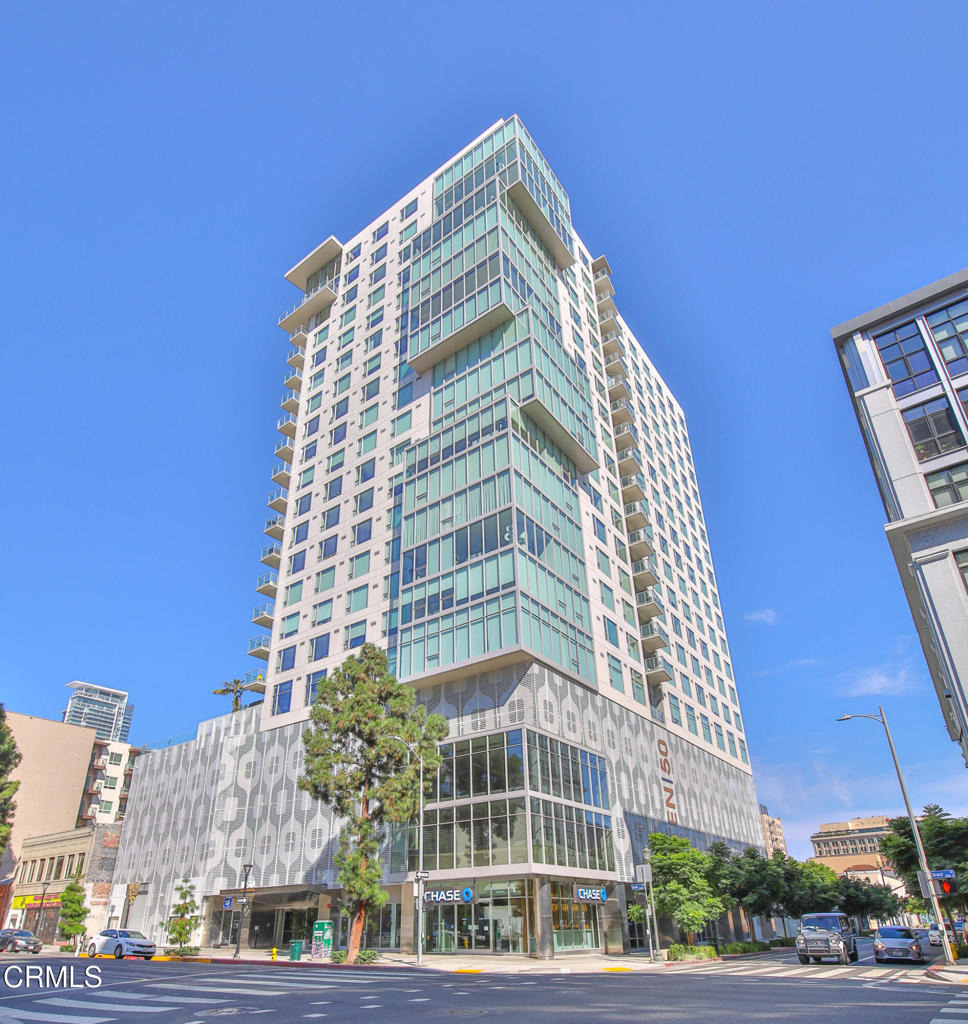 1050 S Grand Avenue - Photo 13