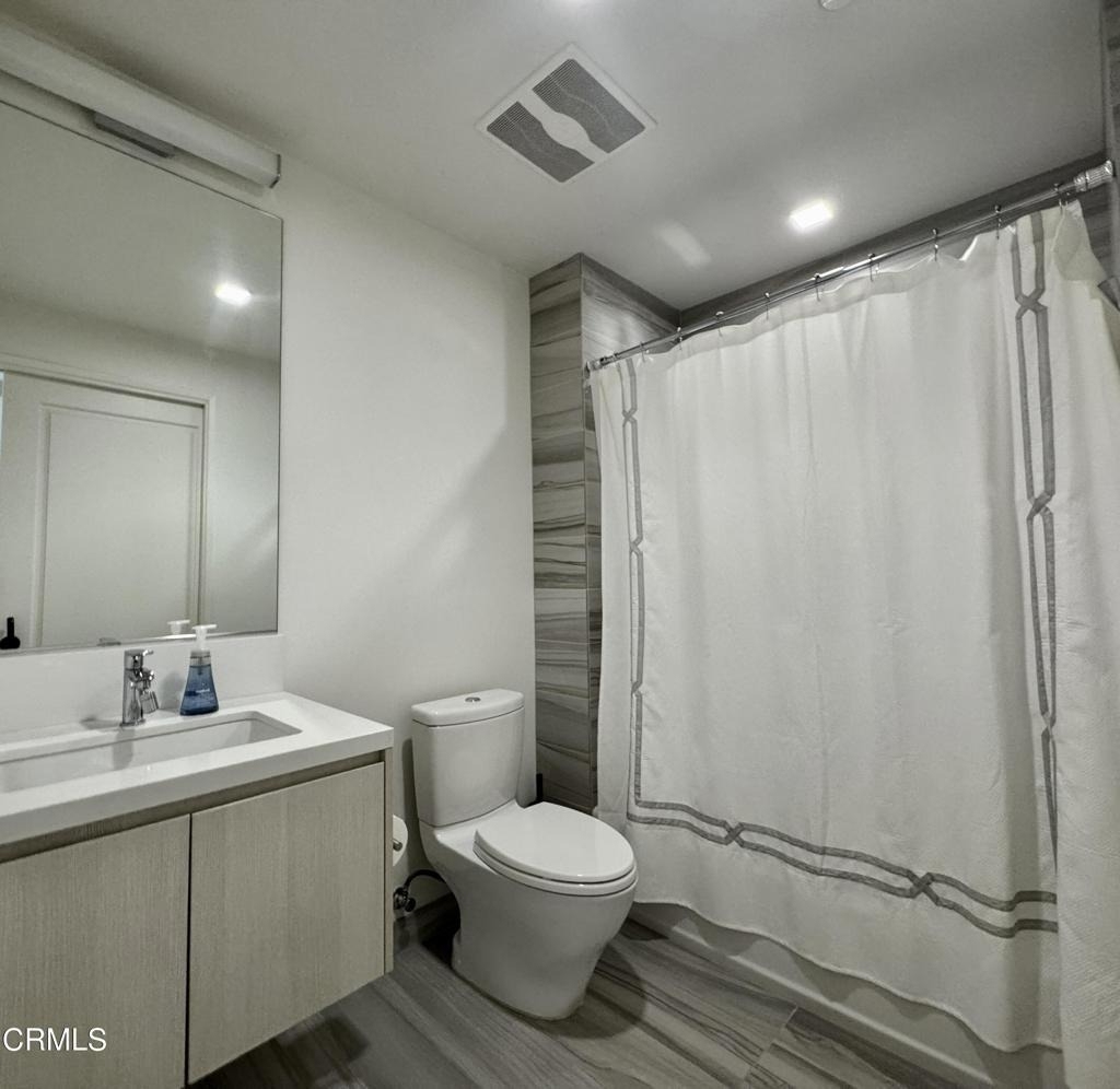 1050 S Grand Avenue - Photo 9