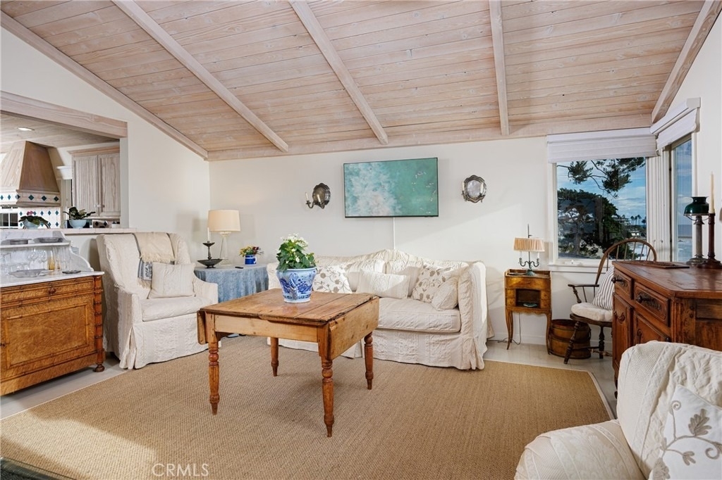 2691 Victoria - Photo 6