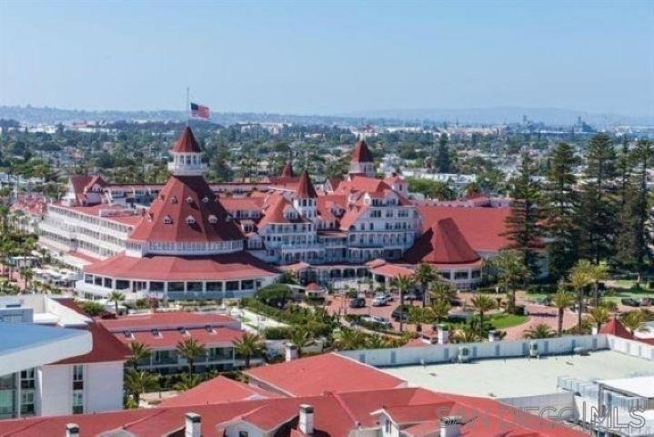 1720 Avenida Del Mundo - Photo 1