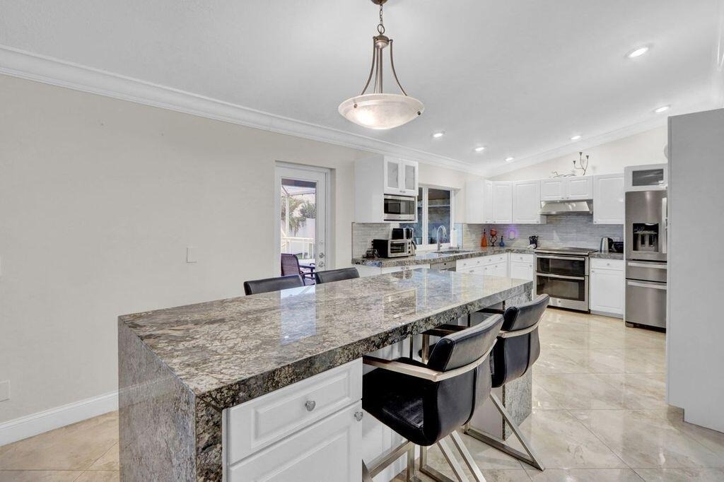 2665 Nw 41st Street - Photo 8