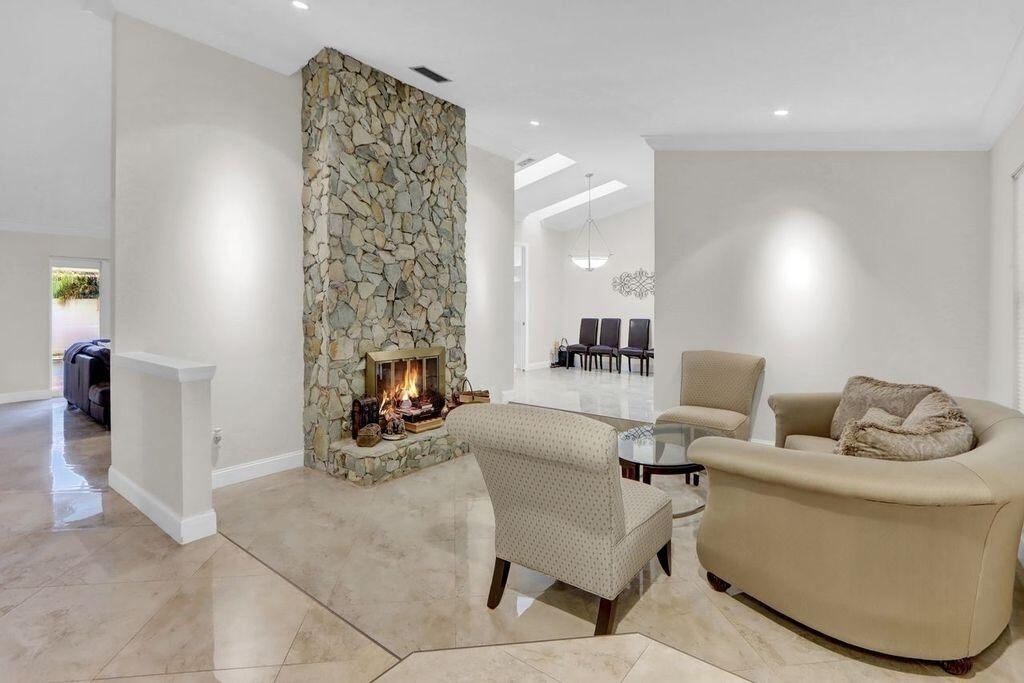 2665 Nw 41st Street - Photo 3