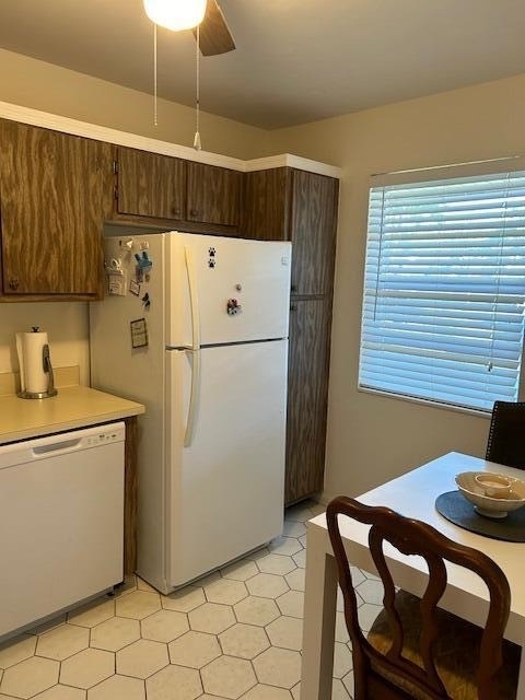 221 Lake Meryl Drive - Photo 2