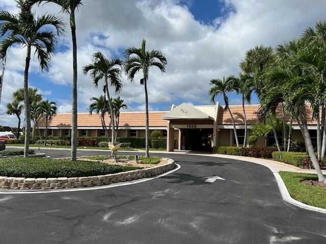 221 Lake Meryl Drive - Photo 18