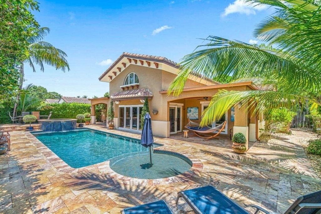 870 Nw 7th Street - Photo 33