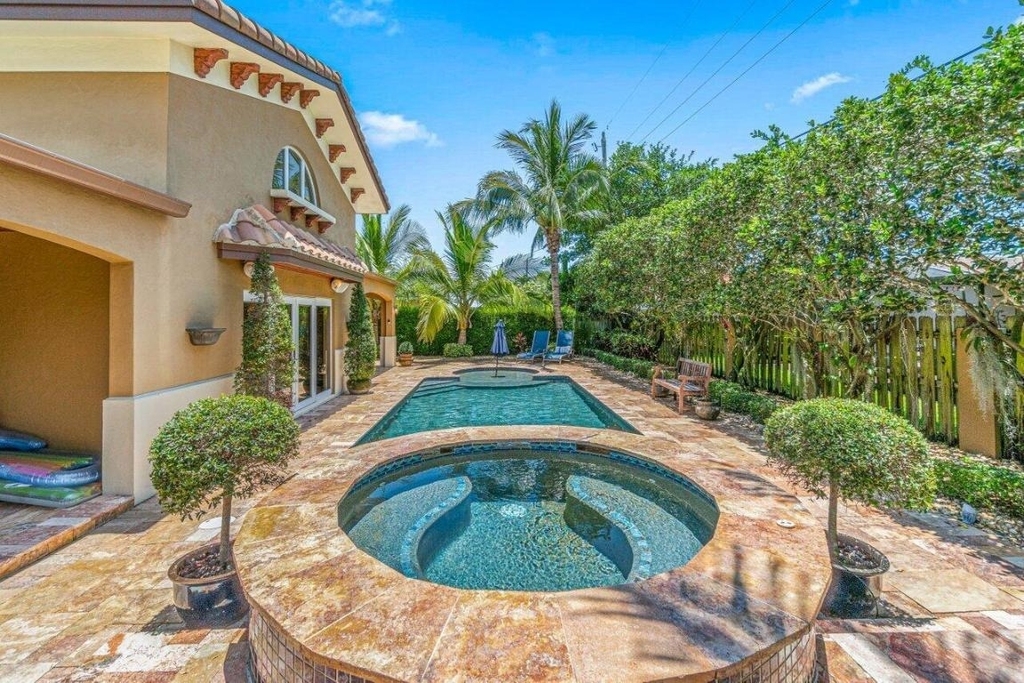 870 Nw 7th Street - Photo 34