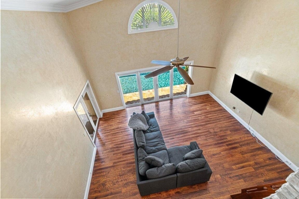 870 Nw 7th Street - Photo 17