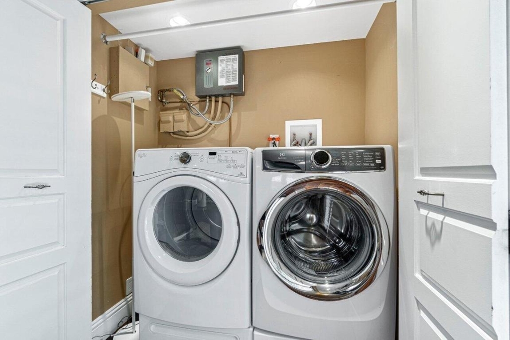 870 Nw 7th Street - Photo 31