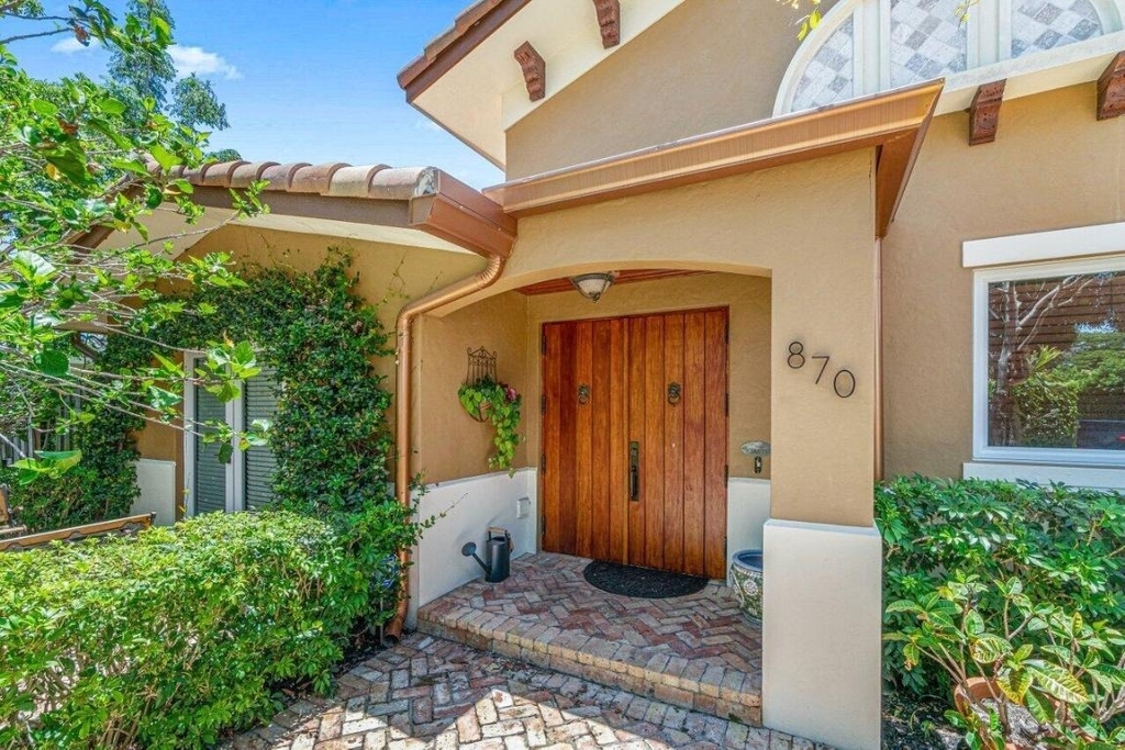870 Nw 7th Street - Photo 5