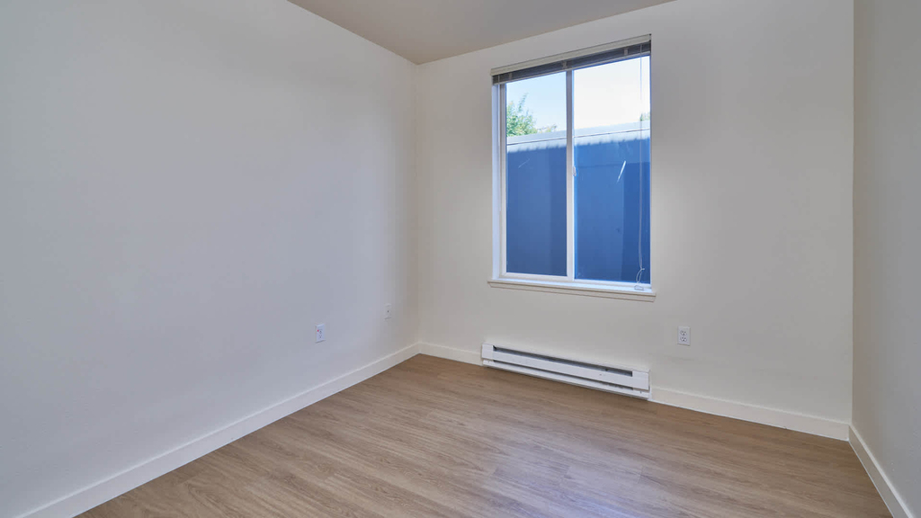 810 12th Avenue - Photo 37