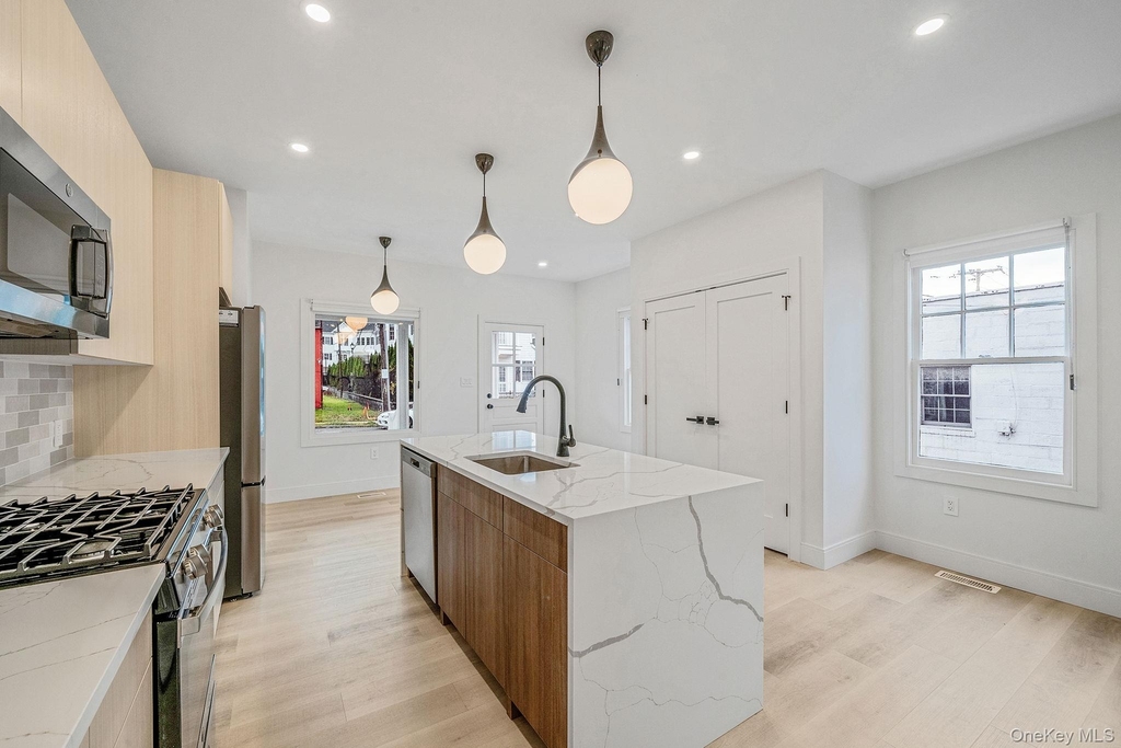 24 Skillman Street - Photo 0
