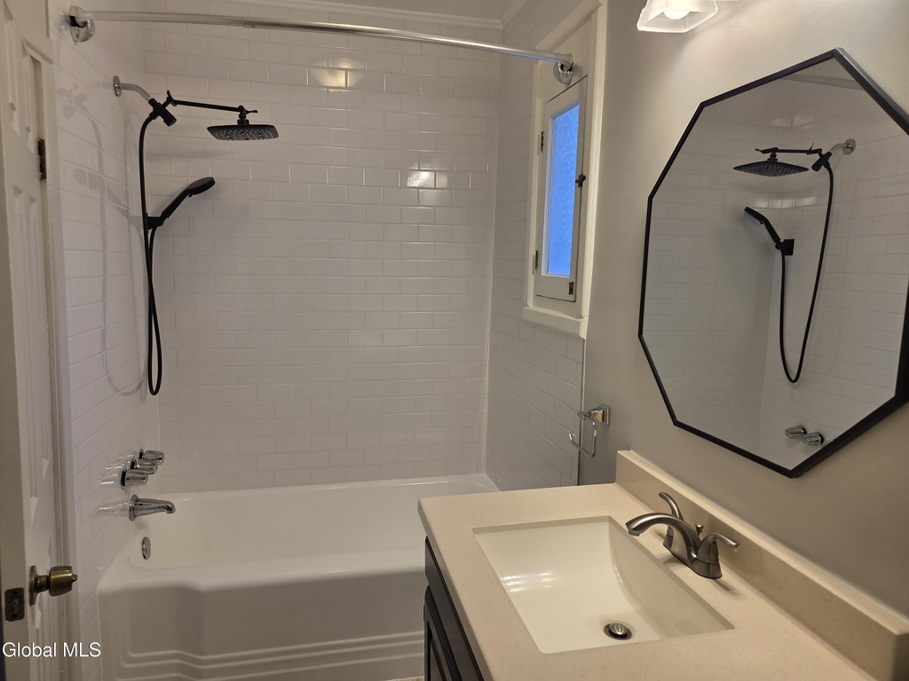 669 Pawling Avenue - Photo 11