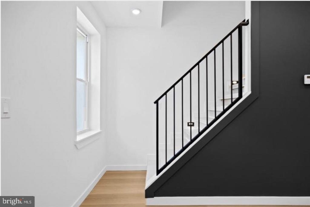 2215 N Mutter Street - Photo 14