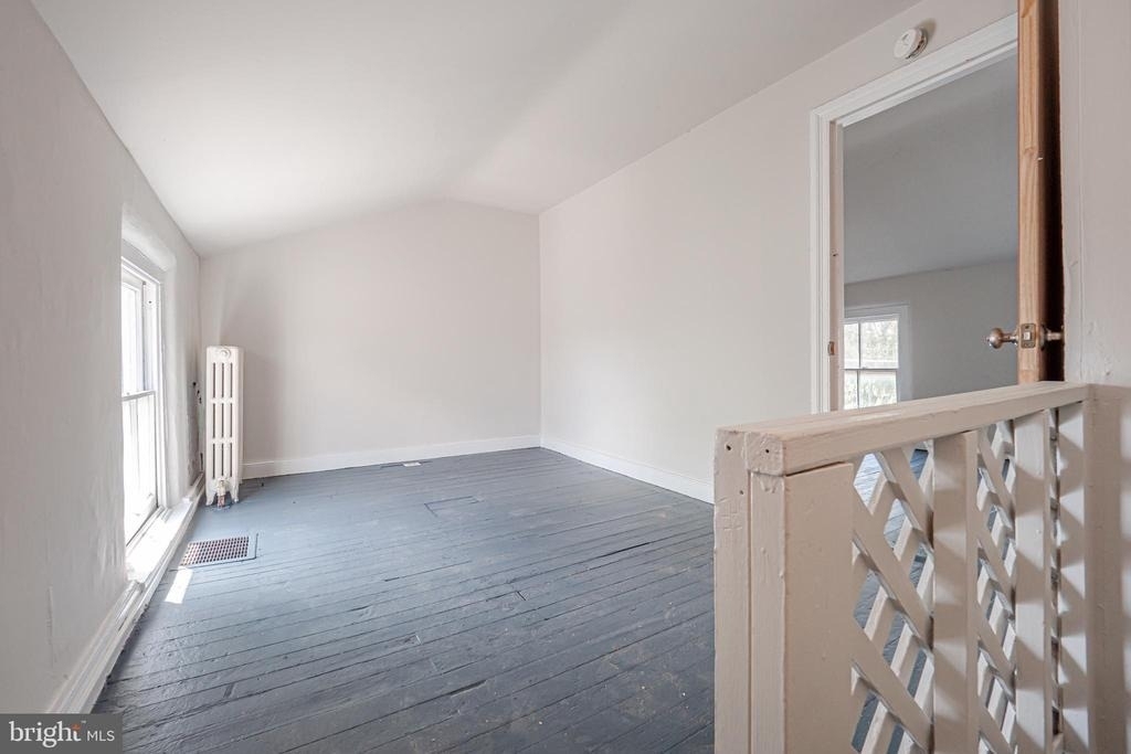 521 Maple Avenue - Photo 16