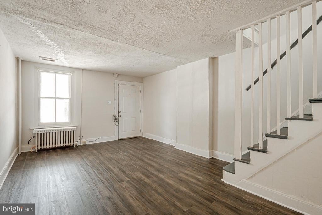 521 Maple Avenue - Photo 4