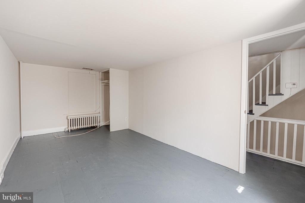 521 Maple Avenue - Photo 10