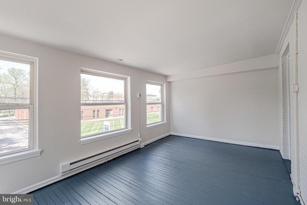 521 Maple Avenue - Photo 15
