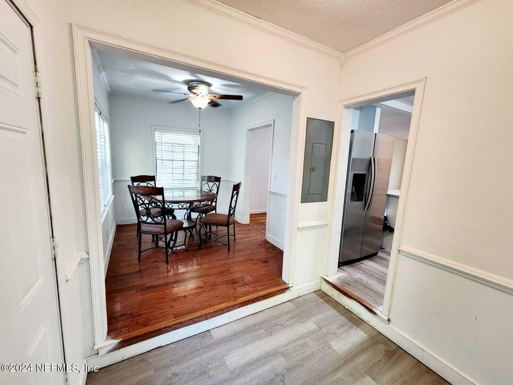 1823 E 25th Street - Photo 7