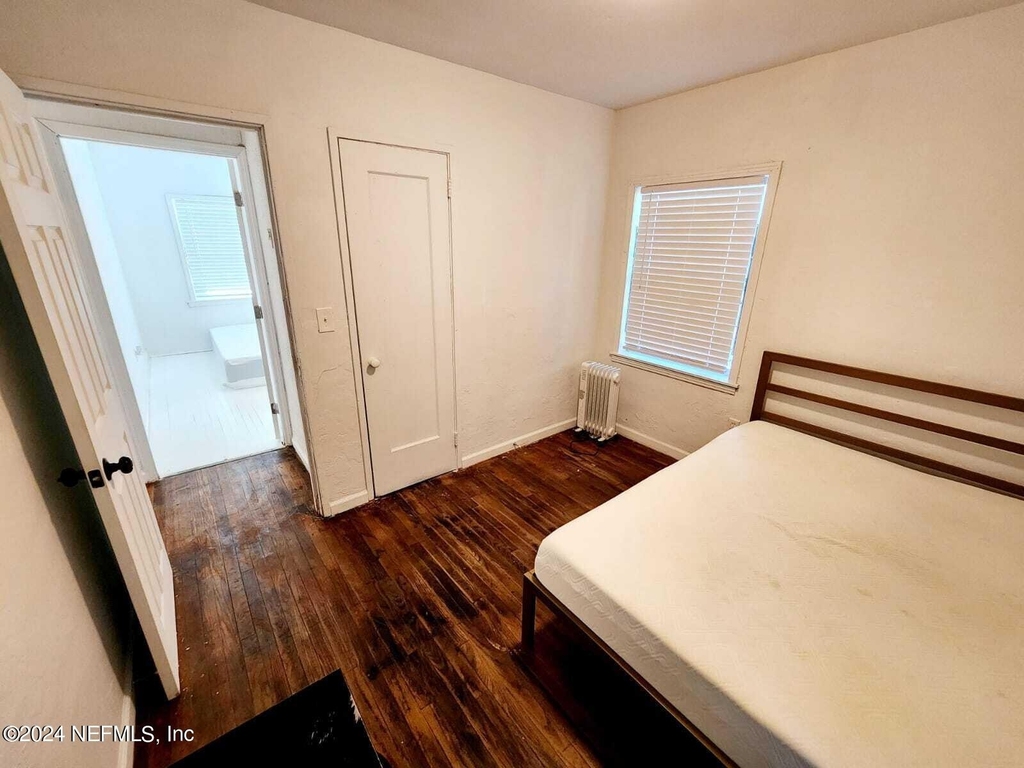 1823 E 25th Street - Photo 14