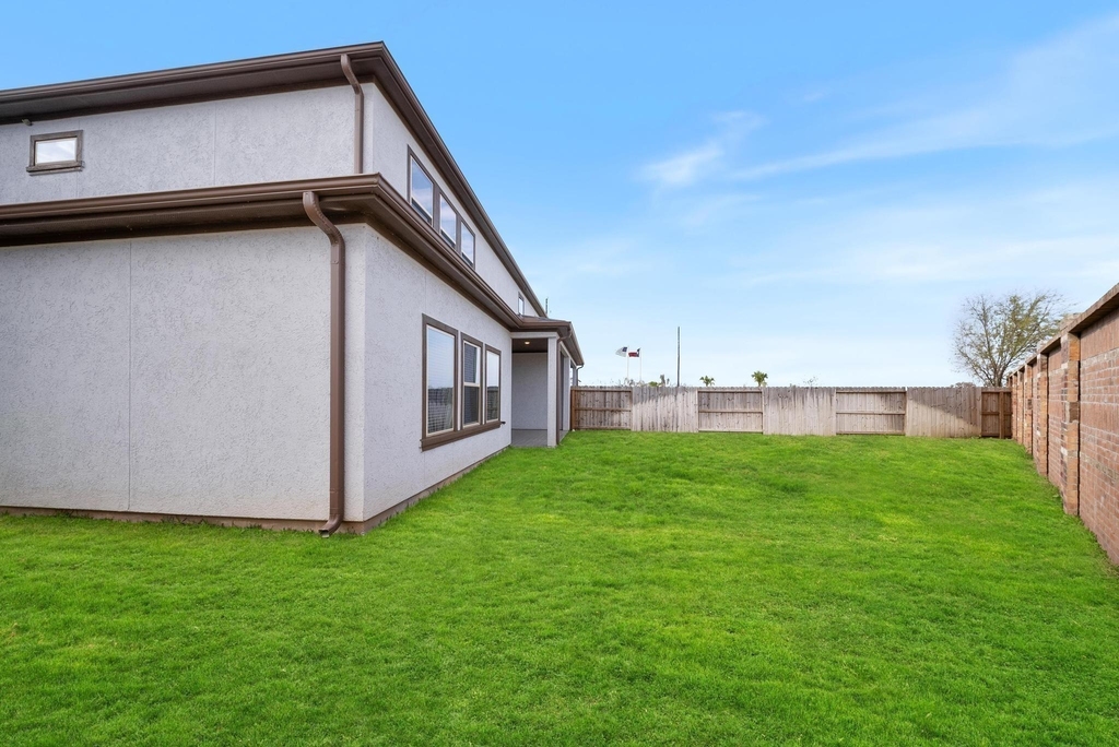 2015 Olivos Street - Photo 30