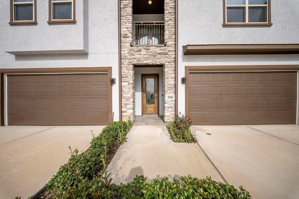 2015 Olivos Street - Photo 3