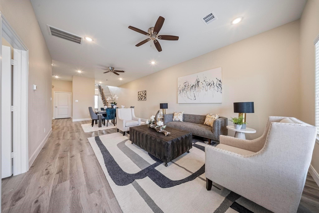 2015 Olivos Street - Photo 9