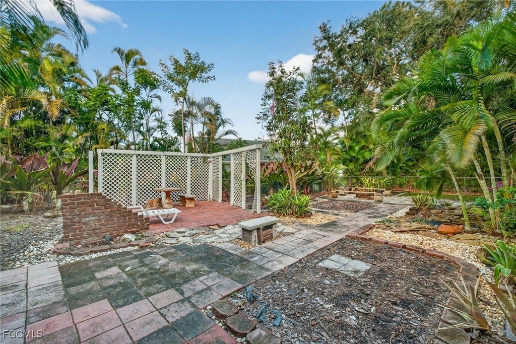 18015 Horseshoe Bay Circle - Photo 19
