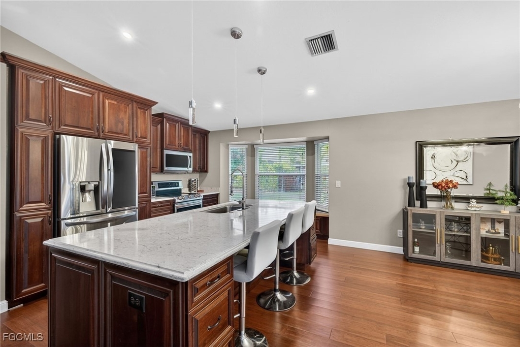18015 Horseshoe Bay Circle - Photo 8