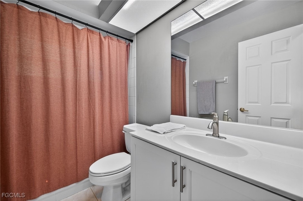 18015 Horseshoe Bay Circle - Photo 16