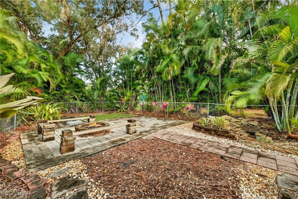 18015 Horseshoe Bay Circle - Photo 20