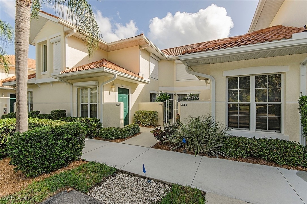 4910 Deerfield Way - Photo 0