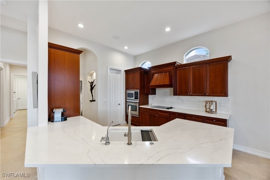 8950 Shenendoah Circle - Photo 9