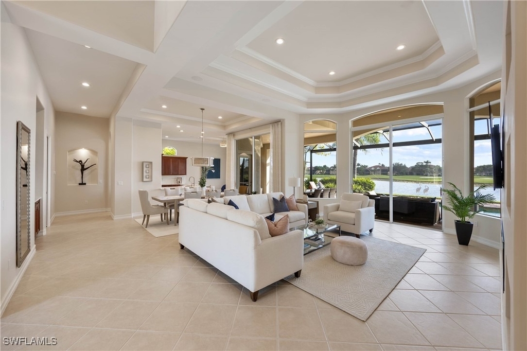 8950 Shenendoah Circle - Photo 4