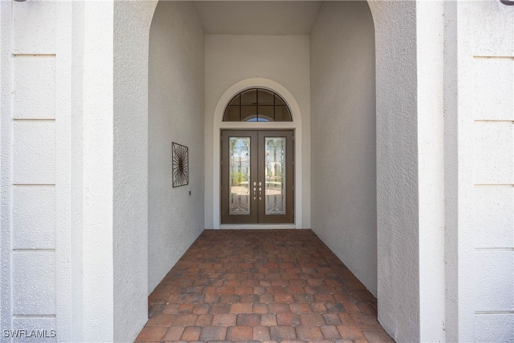 8950 Shenendoah Circle - Photo 1